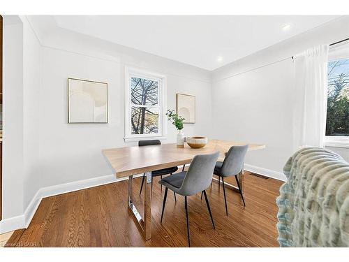 610 Guelph Line, Burlington, ON - Indoor Photo Showing Dining Room