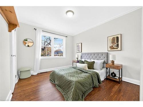 610 Guelph Line, Burlington, ON - Indoor Photo Showing Bedroom