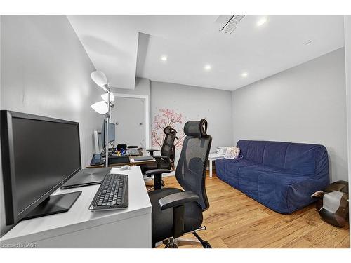 64-145 Rice Avenue, Hamilton, ON - Indoor