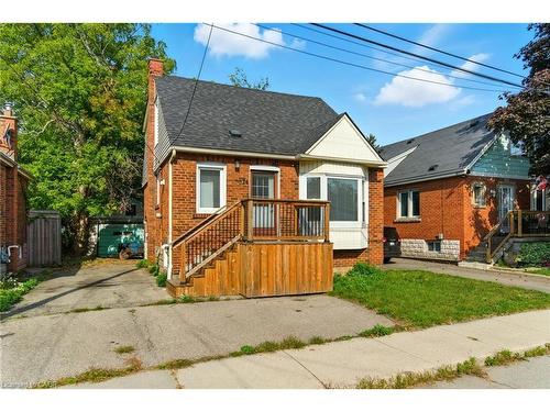 74 East 14Th Street, Hamilton, ON - Outdoor With Deck Patio Veranda