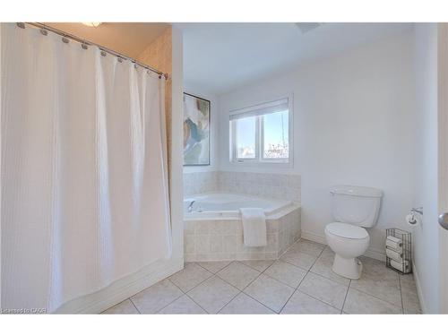 169 Falconridge Drive, Kitchener, ON - Indoor Photo Showing Bathroom