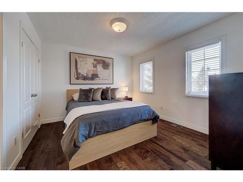 169 Falconridge Drive, Kitchener, ON - Indoor Photo Showing Bedroom