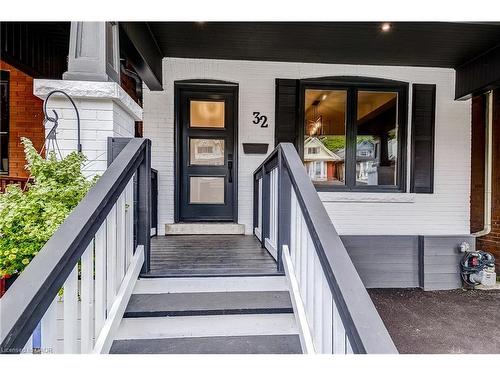 32 Cumberland Avenue, Hamilton, ON - Outdoor