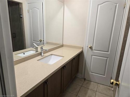 548 Wasaga Crescent, Waterloo, ON - Indoor Photo Showing Bathroom