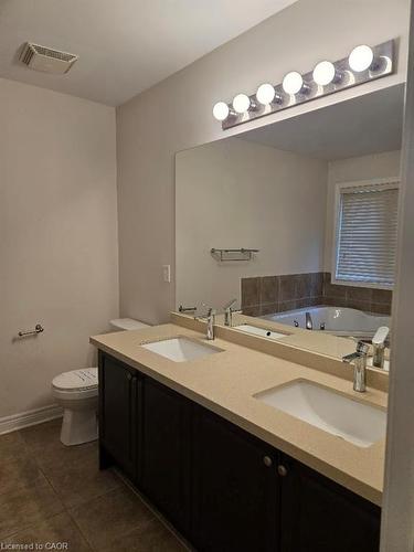 548 Wasaga Crescent, Waterloo, ON - Indoor Photo Showing Bathroom