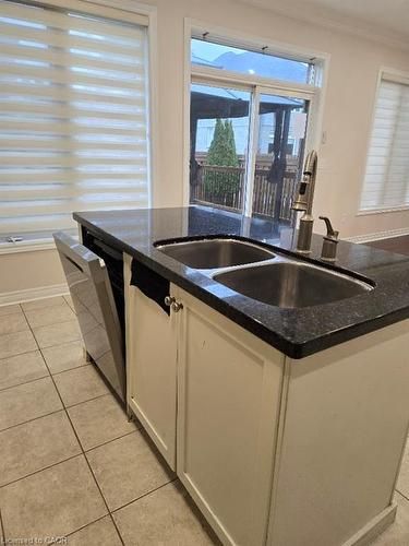 548 Wasaga Crescent, Waterloo, ON - Indoor Photo Showing Kitchen With Double Sink