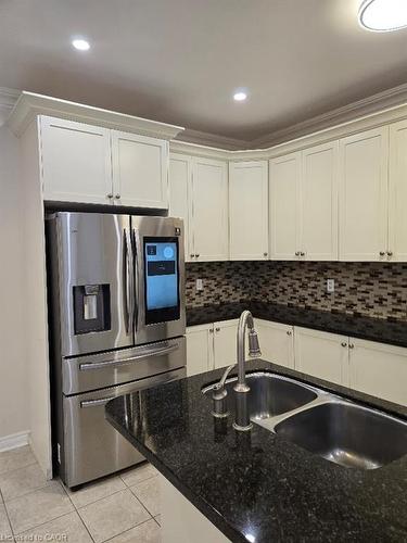 548 Wasaga Crescent, Waterloo, ON - Indoor Photo Showing Kitchen With Double Sink