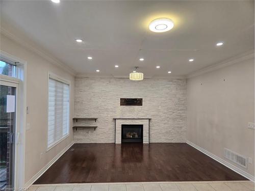 548 Wasaga Crescent, Waterloo, ON - Indoor Photo Showing Other Room With Fireplace