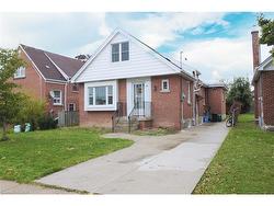 1 - MN FLR-125 Adair Avenue S Hamilton, ON L8K 3S6