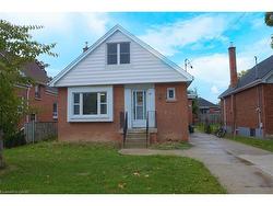 1 - MN FLR-125 Adair Avenue S Hamilton, ON L8K 3S6