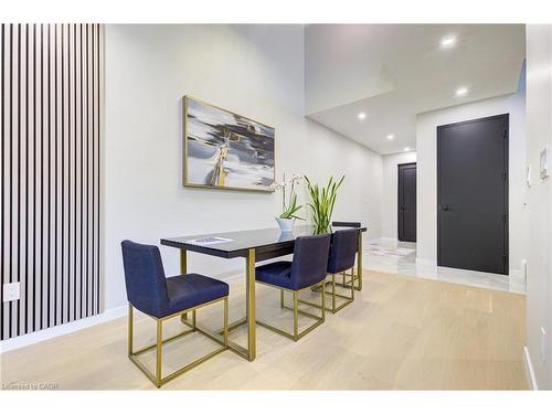 93 Oak Street, Cambridge, ON - Indoor