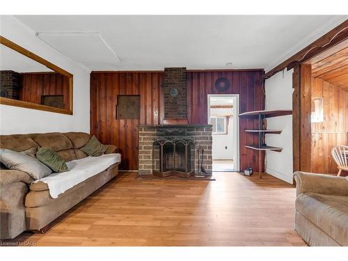 382 Beach Boulevard, Hamilton, ON - Indoor Photo Showing Living Room With Fireplace