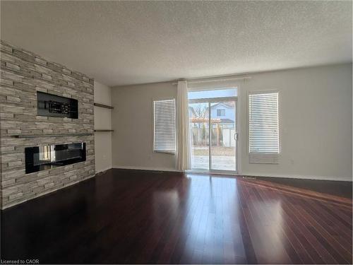 563 Dansbury Drive, Waterloo, ON - Indoor With Fireplace