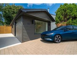 19R-19 Munn Street  Hamilton, ON L8V 1J8