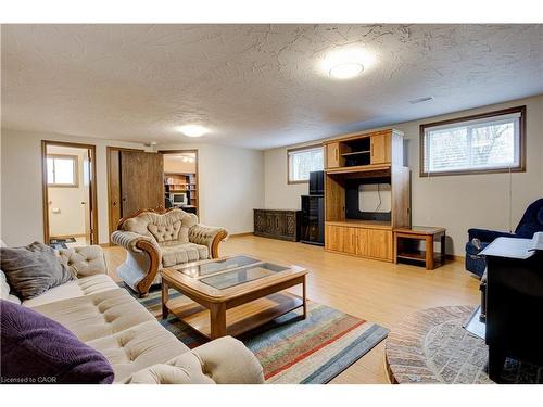 67 Durham Street, Kitchener, ON - Indoor Photo Showing Living Room