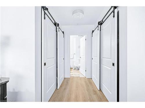 1310-15 Glebe Street, Cambridge, ON - Indoor Photo Showing Other Room