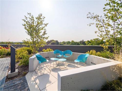 1310-15 Glebe Street, Cambridge, ON - Outdoor