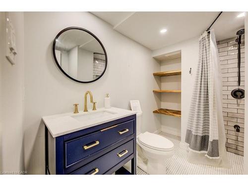 604 Guelph Street, Kitchener, ON - Indoor Photo Showing Bathroom