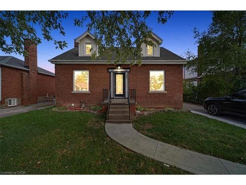 687 Upper James Street, Hamilton, ON - Outdoor