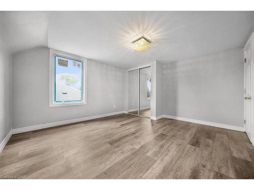 687 Upper James Street, Hamilton, ON - Indoor Photo Showing Other Room