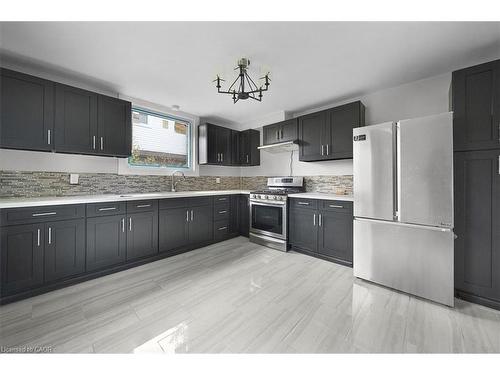 687 Upper James Street, Hamilton, ON - Indoor Photo Showing Kitchen