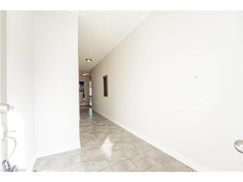 9 Phyllis Drive, Caledon, ON - Indoor Photo Showing Other Room