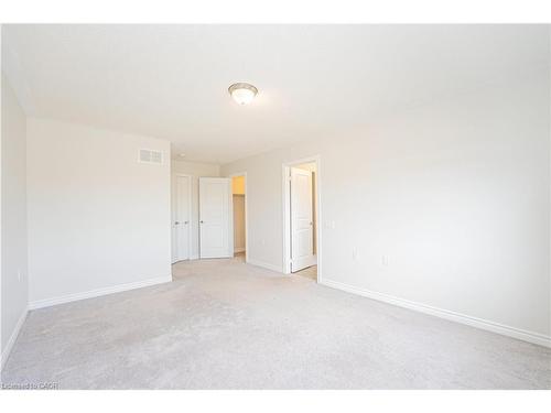 9 Phyllis Drive, Caledon, ON - Indoor Photo Showing Other Room