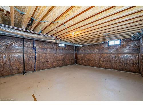 9 Phyllis Drive, Caledon, ON - Indoor