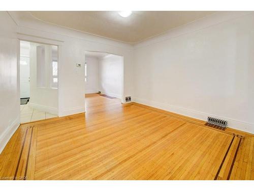 125 Melrose Avenue N, Hamilton, ON - Indoor Photo Showing Other Room