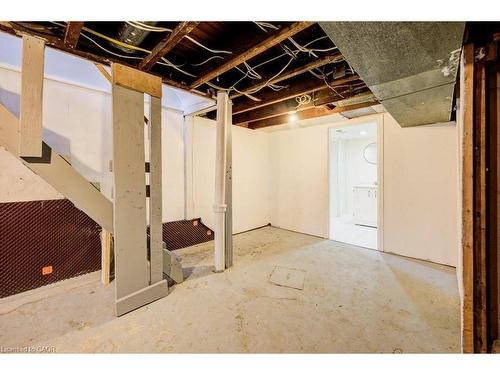 125 Melrose Avenue N, Hamilton, ON - Indoor Photo Showing Basement