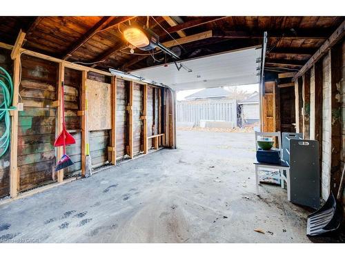 125 Melrose Avenue N, Hamilton, ON - Indoor Photo Showing Basement