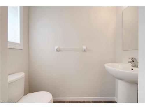 56-50 Pinnacle Drive, Kitchener, ON - Indoor Photo Showing Bathroom