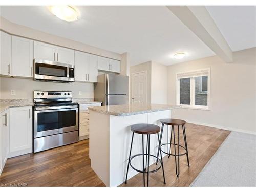 56-50 Pinnacle Drive, Kitchener, ON - Indoor Photo Showing Kitchen