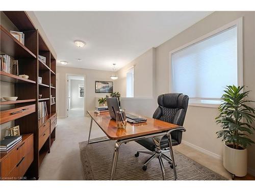 56-50 Pinnacle Drive, Kitchener, ON - Indoor Photo Showing Office