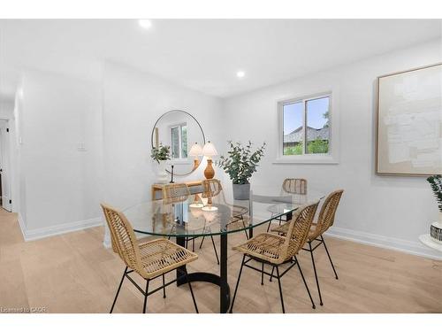 15 Mellenby Street, Hamilton, ON - Indoor Photo Showing Dining Room