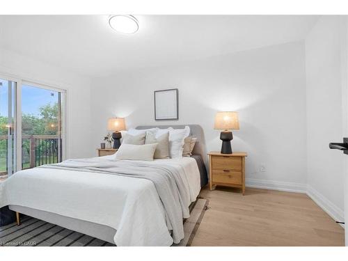 15 Mellenby Street, Hamilton, ON - Indoor Photo Showing Bedroom