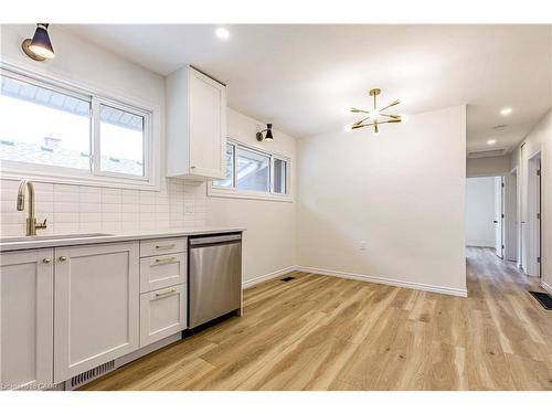 20 Burfield Avenue, Hamilton, ON - Indoor Photo Showing Kitchen