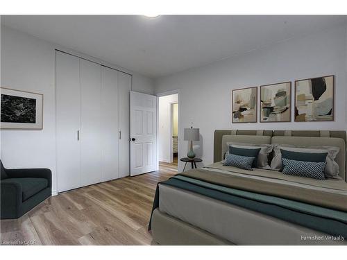 20 Burfield Avenue, Hamilton, ON - Indoor Photo Showing Bedroom