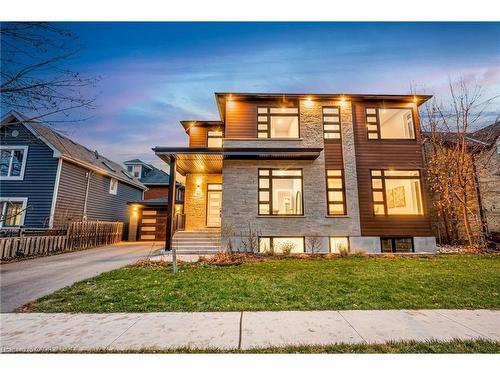 28 Norwich Street W, Guelph, ON - Outdoor