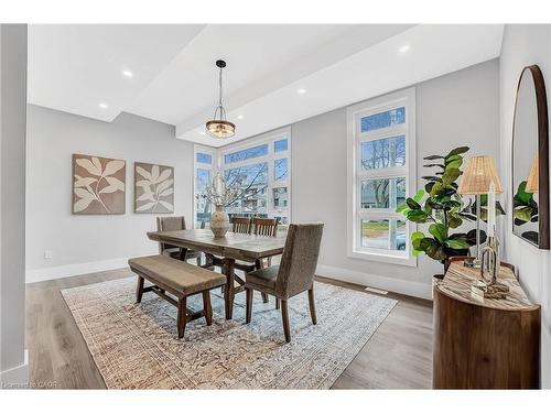 28 Norwich Street W, Guelph, ON - Indoor Photo Showing Dining Room