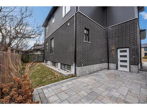 28 Norwich Street W, Guelph, ON - Outdoor