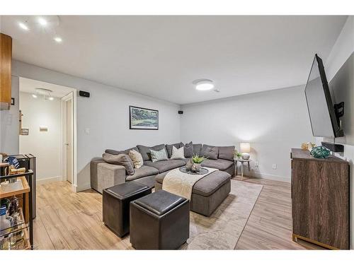 3 Briarlea Road, Guelph, ON - Indoor Photo Showing Living Room