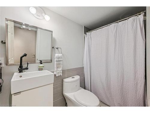 3 Briarlea Road, Guelph, ON - Indoor Photo Showing Bathroom