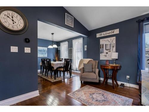 6782 Dorchester Road, Niagara Falls, ON - Indoor Photo Showing Other Room