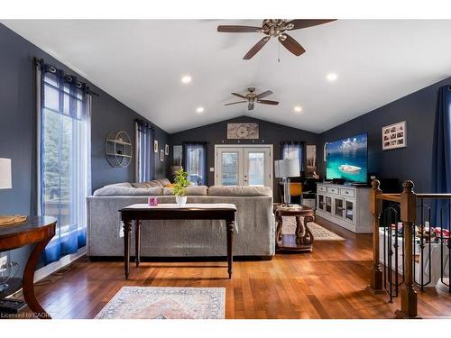 6782 Dorchester Road, Niagara Falls, ON - Indoor