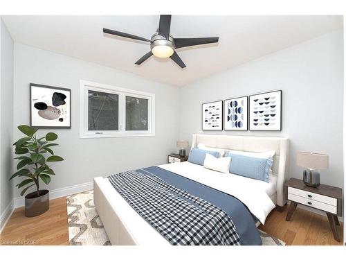 3018 Dalehurst Drive, Mississauga, ON - Indoor Photo Showing Bedroom