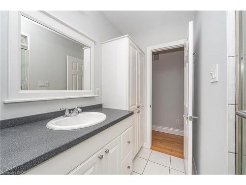 3018 Dalehurst Drive, Mississauga, ON - Indoor Photo Showing Bathroom