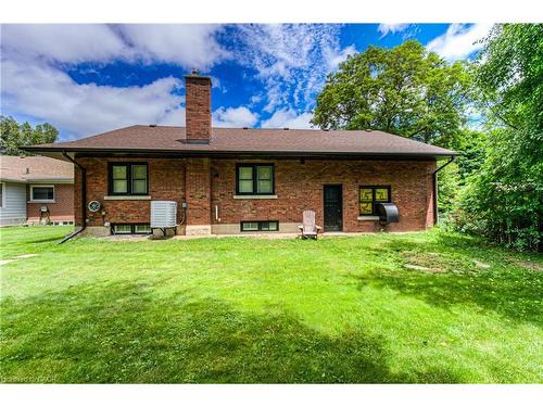 271 Bedford Road, Kitchener, ON - Outdoor