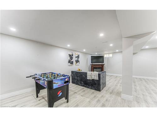 271 Bedford Road, Kitchener, ON - Indoor