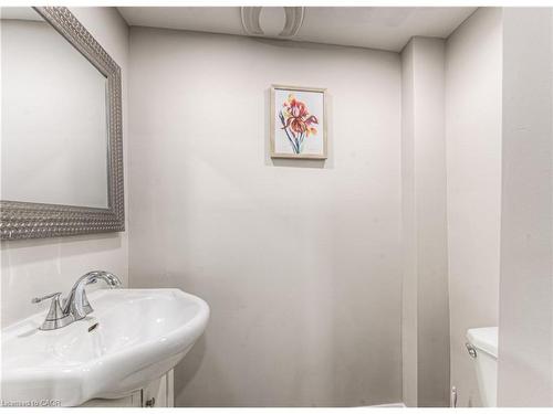 271 Bedford Road, Kitchener, ON - Indoor Photo Showing Bathroom